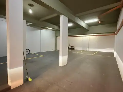 Venta/Financiacion Cochera Cubierta Planta Baja Numero 7. La Sexta