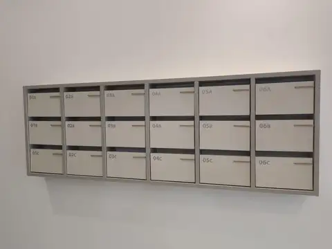 Ayacucho 1900, Piso PB