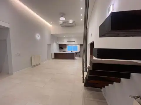 Casa en Venta en Funes, USD 950.000
