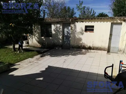 Casa en Venta con 1 cochera