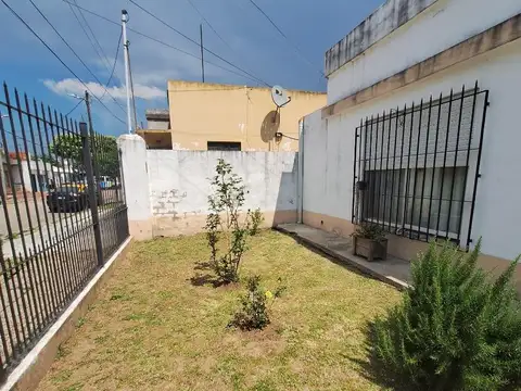 Casa en Venta en Ezpeleta Este, USD 80.000