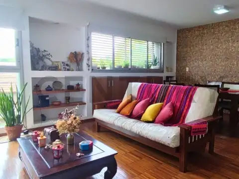 36 e/ 4 y 5 400, Piso 2