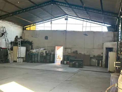 GALPON  ALQUILER ZONA PARQUE INDUSTRIAL