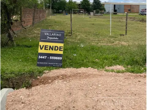 Tucumán entre Rebord y Las Piedras Sur, Colón, Entre