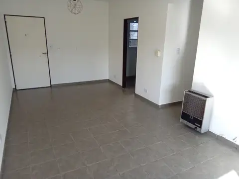 El Tabaquillo 100, Piso 2