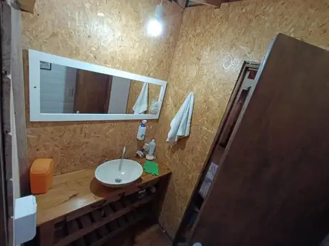 Casa 9 ambientes con 3 baños