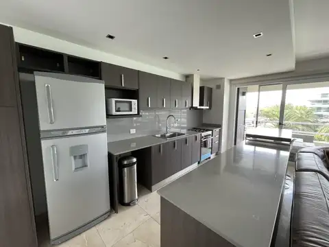 Departamento 2 ambientes con 2 baños