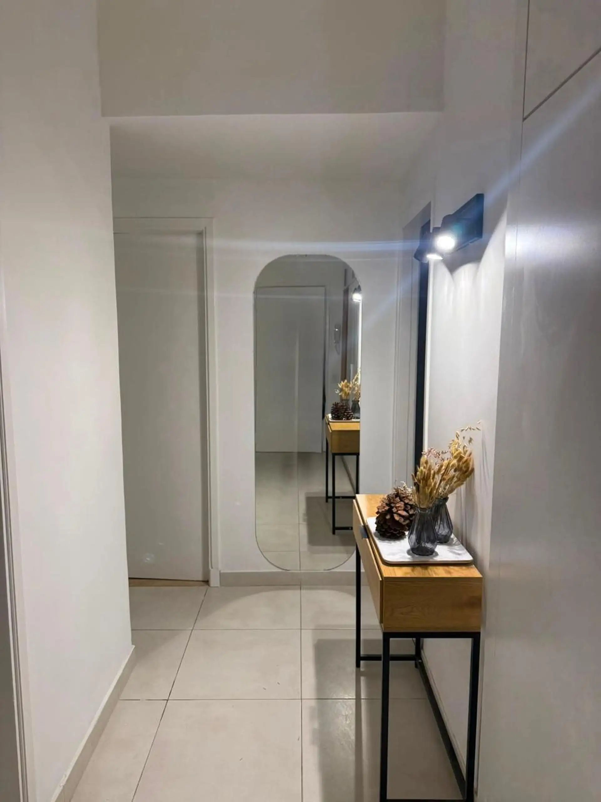 VENTA 2 AMBIENTES CON DEPENDENCIA- BALCON a la CALLE - AV. COLON 1800
