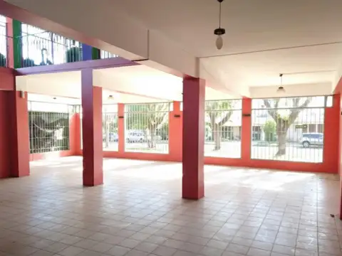 Local en Venta 30 años