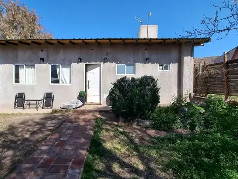 VENTA CASA CON PISCINA Y CABAÑA EL CHALLAO