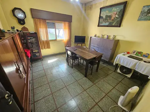 Casa 3 amb. Estilo Americana gran fondo libre