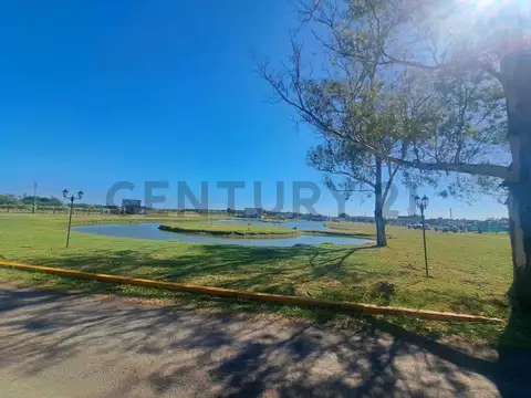Terreno en Venta 30  mts Fondo