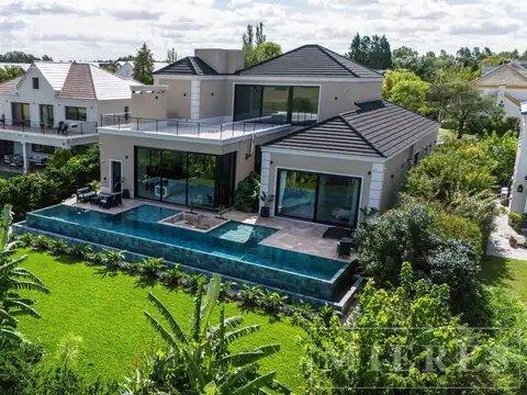 Casa en Venta en Pilar Golf Club, Countries y Barrios Cerrados en Pilar