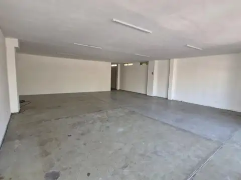 Local en Alquiler en Centro  - Campana, $ 1.700.000