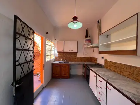 Depto Tipo Casa en Alquiler 60 años
