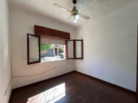 Depto Tipo Casa en Alquiler de 1 dormitorio