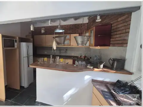 Casa 4 ambientes con 3 baños
