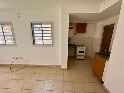 Departamento en Alquiler en Nuestra Señora De Lourdes, $ 285.000