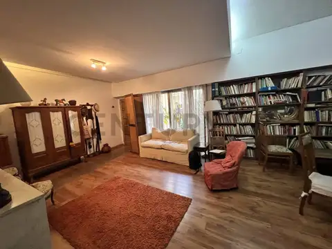 Avenida Raúl Scalabrini Ortiz 900, Piso 0