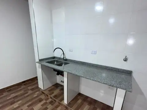 Departamento en Alquiler en Gregorio de Laferrere, $ 580.000