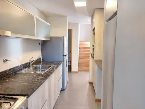 Departamento 5 ambientes con 2 baños