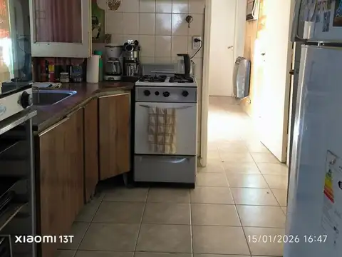 Casa 5 ambientes con 2 baños