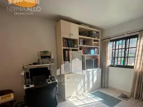 Depto Tipo Casa en Venta con 1 cocheras