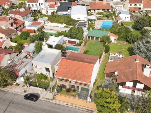 CASA EN VENTA  EN TANDIL - ZONA DEL LAGO