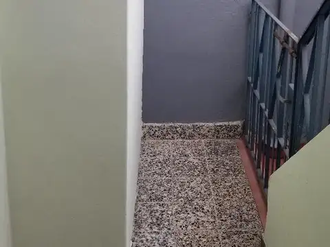 Depto Tipo Casa en Venta al Este