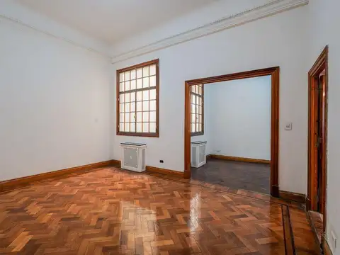 Departamento en Venta de 5 ambientes