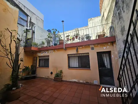 Depto Tipo Casa en Venta de 4 ambientes