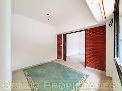 Cotagaita 2854. Departamento tipo casa. PH. Sin expensas. Al frente. Patio.