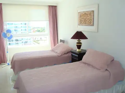 Departamento en Alquiler Temporal al Este