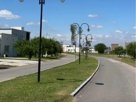 Terreno en Barrio Privado El Ensueño