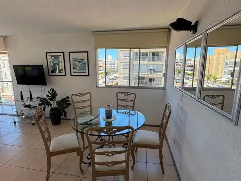 Departamento en Alquiler con 1 cocheras