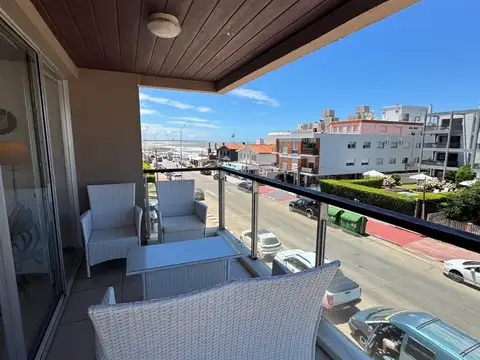 Apartamento en alquiler c/ cochera en Península
