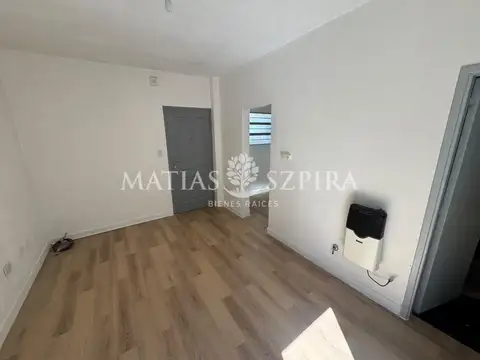 Depto Tipo Casa 2 ambientes con 1 baño