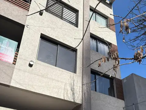 Departamento monoambiente en Banfield Este