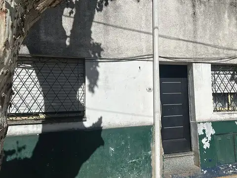 Depto Tipo Casa en Venta de 4 dormitorios