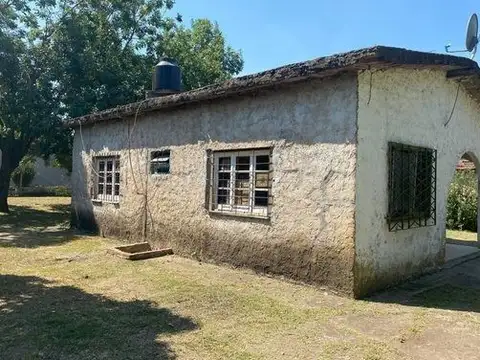 Casa 3 ambientes con 1 baño