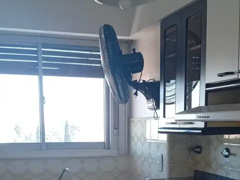 Alquiler de departamento de tres ambientes en Adrogué