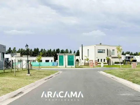 Terreno en Venta en Tristan Suarez, USD 37.000