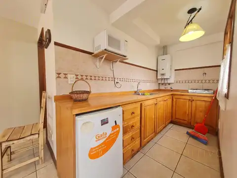 Casa 2 ambientes con 1 baño