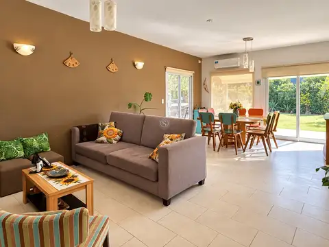 Casa en Venta en El Hornero, USD 199.000