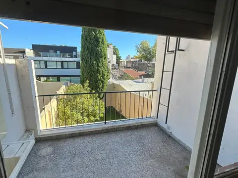 Depto Tipo Casa en Venta de 3 ambientes