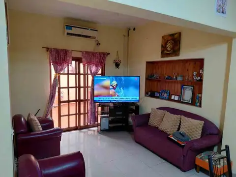 Venta casa 4 ambientes + departamento 4 ambientes