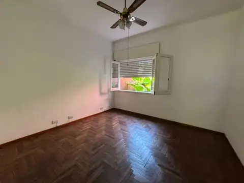 Casa en Alquiler en Lomas De Zamora, $ 950.000