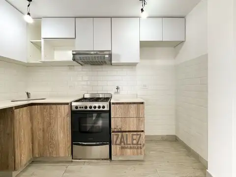 VENTA MONOAMBIENTE A MTS DE AV.EMILIO CASTRO