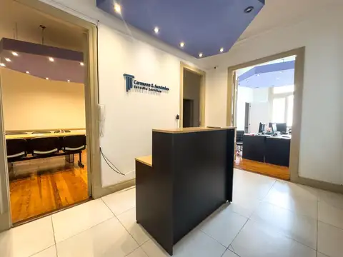 Venta - Oficina Apta Vivienda- San Nicolas - Oportunidad