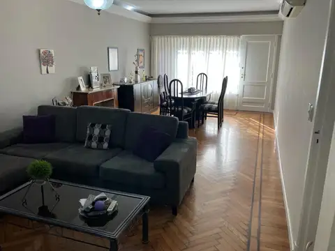 Depto Tipo Casa en Venta de 4 ambientes